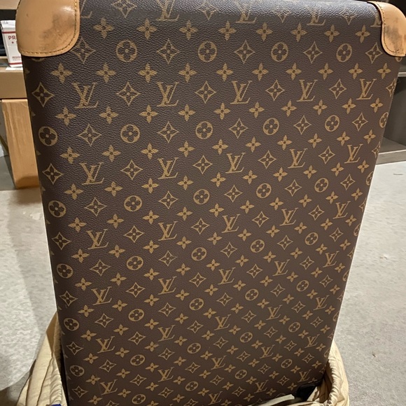 Authentic Louis Vuitton Suitcase - Picture 4 of 6
